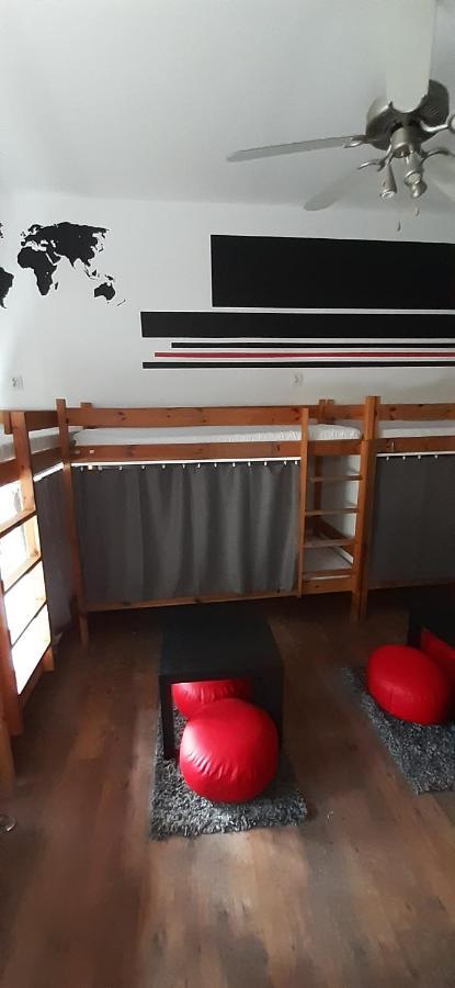 Krakow Chilli Hostel ภายนอก รูปภาพ