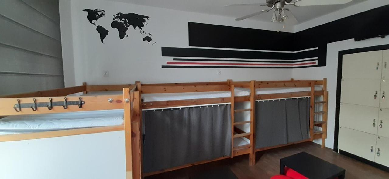 Krakow Chilli Hostel ภายนอก รูปภาพ